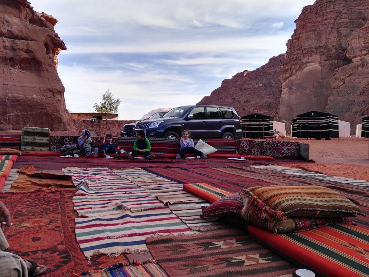Hotel Rainbow Camp Wadi Rum Exteriér fotografie