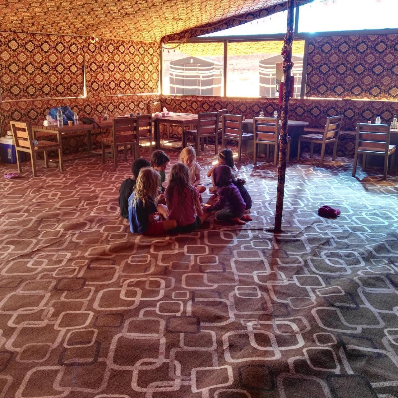 Hotel Rainbow Camp Wadi Rum Exteriér fotografie
