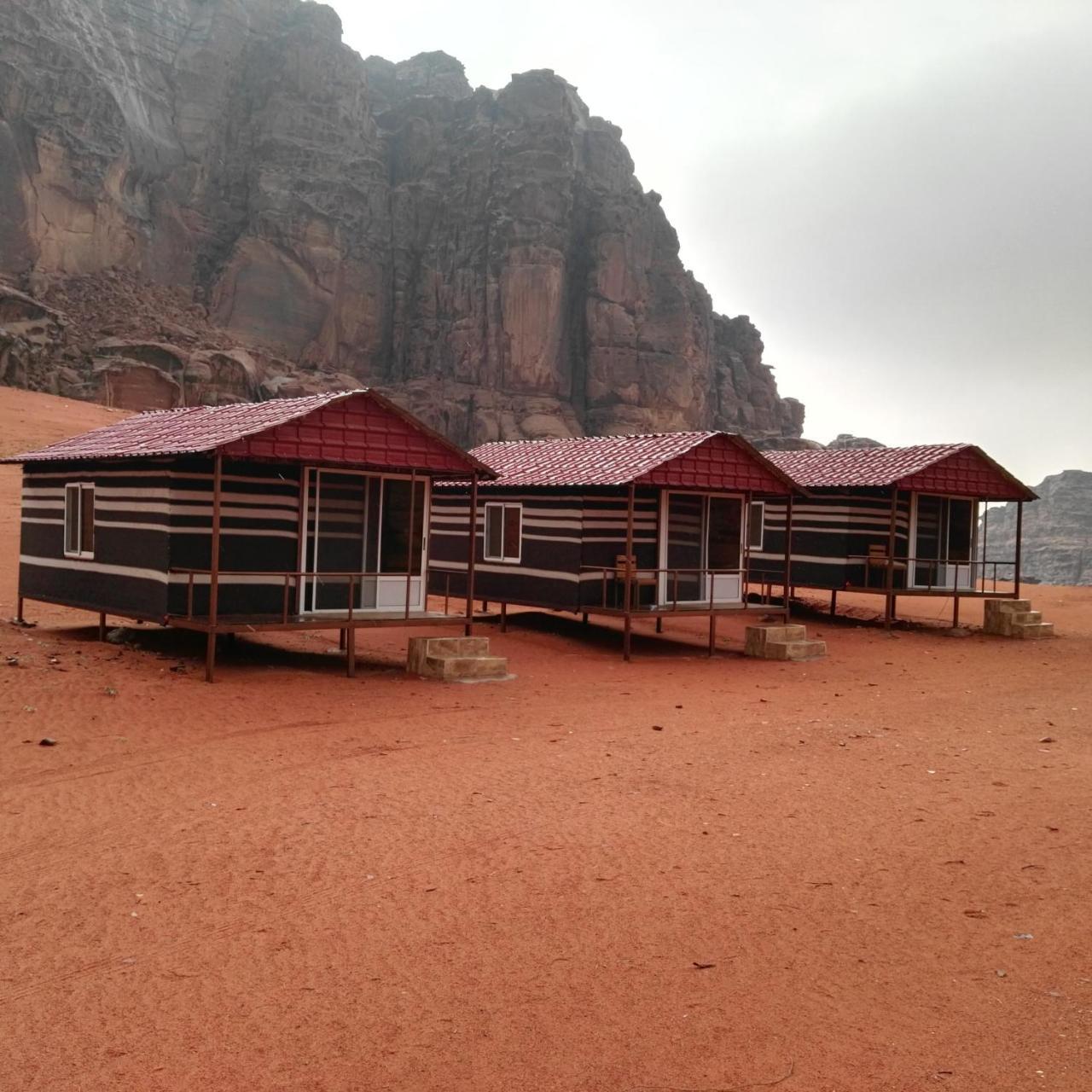 Hotel Rainbow Camp Wadi Rum Exteriér fotografie